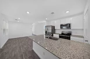 11923 Detar Ct, Willis, TX 77378 - Photo 17