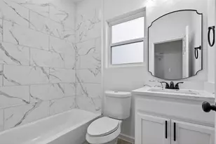 9212 Arvin St, Houston, TX 77028 - Photo 21