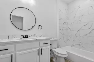 9212 Arvin St, Houston, TX 77028 - Photo 23