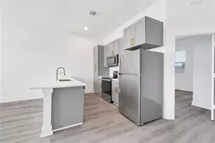 3210 Frying Pan Pl, Katy, TX 77449 - Photo 9