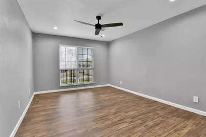 601 E 38th Street, Houston, TX 77022 - Photo 5