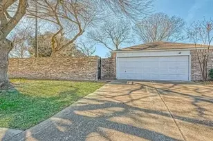 3610 Vineyard Dr, Houston, TX 77082 - Photo 1