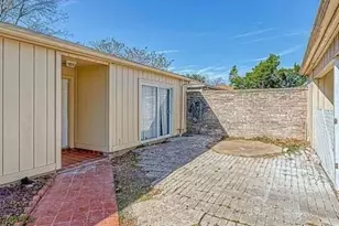 3610 Vineyard Dr, Houston, TX 77082 - Photo 17