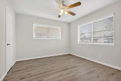 202 Oak Hollow Street, Conroe, TX 77301 - Photo 23