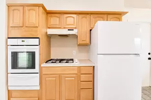 11011 Caribbean Ln, Houston, TX 77089 - Photo 9