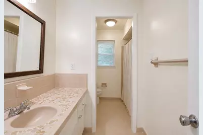 11011 Caribbean Lane, Houston, TX 77089 - Photo 13