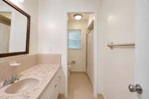11011 Caribbean Ln, Houston, TX 77089 - Photo 13