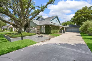 5219 Loch Lomond Dr, Houston, TX 77096 - Photo 31