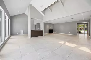 5219 Loch Lomond Dr, Houston, TX 77096 - Photo 3