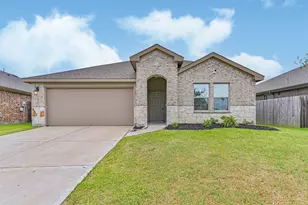 3930 Hawaiian Ct, Baytown, TX 77521 - Photo 1