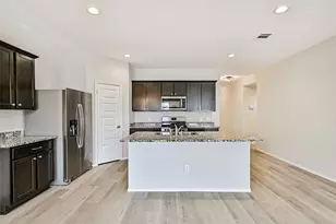 3930 Hawaiian Ct, Baytown, TX 77521 - Photo 9