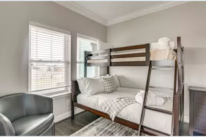 1013 10th Street, Galveston, TX 77550 - Photo 21