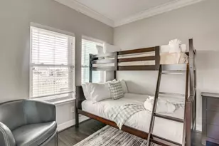 1013 10th St, Galveston, TX 77550 - Photo 21