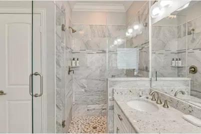 1013 10th Street, Galveston, TX 77550 - Photo 23