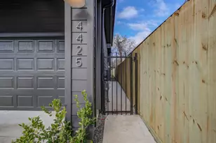 4425 Providence St, Houston, TX 77020 - Photo 5