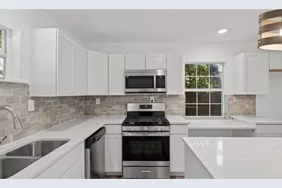 512 Vickers Avenue, San Antonio, TX 78211 - Photo 7