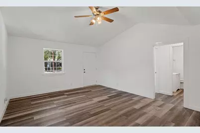 512 Vickers Avenue, San Antonio, TX 78211 - Photo 15