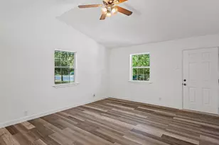 512 Vickers Ave, San Antonio, TX 78211 - Photo 13