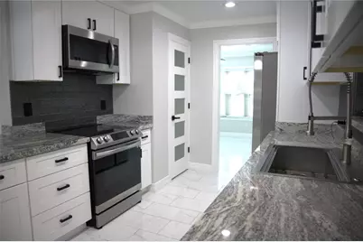 10203 Huntington Way Drive, Houston, TX 77099 - Photo 5