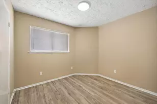10710 Staghill Dr, Houston, TX 77064 - Photo 9