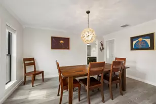 2030 Willowmoss Ct, Houston, TX 77008 - Photo 9