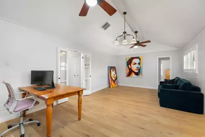 2030 Willowmoss Court, Houston, TX 77008 - Photo 29