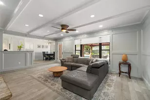 2030 Willowmoss Ct, Houston, TX 77008 - Photo 11