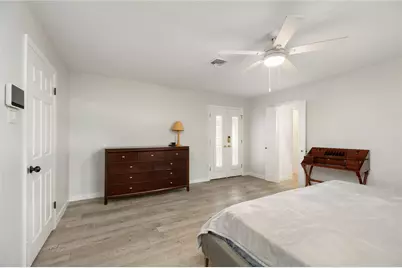 2030 Willowmoss Court, Houston, TX 77008 - Photo 25