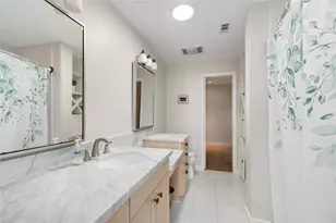 2030 Willowmoss Ct, Houston, TX 77008 - Photo 31