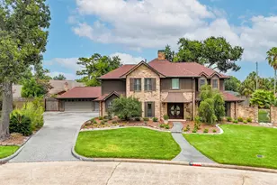 2030 Willowmoss Ct, Houston, TX 77008 - Photo 5