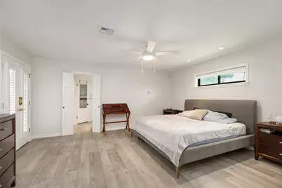 2030 Willowmoss Court, Houston, TX 77008 - Photo 5