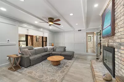 2030 Willowmoss Court, Houston, TX 77008 - Photo 13