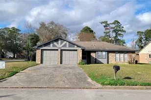 1701 Rebecca Ln, Conroe, TX 77301 - Photo 1