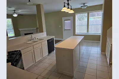 1820 Branch Hill Drive, Pearland, TX 77581 - Photo 7