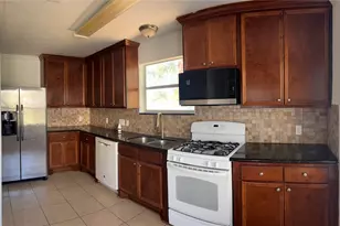 4911 Oleander St, Pasadena, TX 77586 - Photo 13