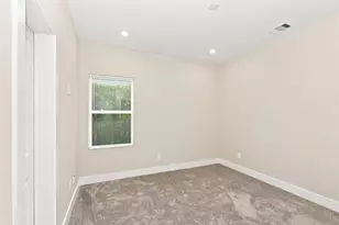 8316 Curry Rd, Houston, TX 77093 - Photo 11