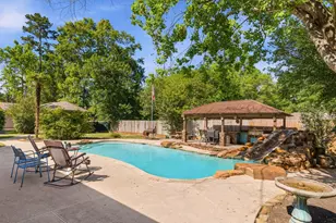 10985 Woods Ln, Cleveland, TX 77328 - Photo 37