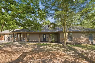 10985 Woods Ln, Cleveland, TX 77328 - Photo 5