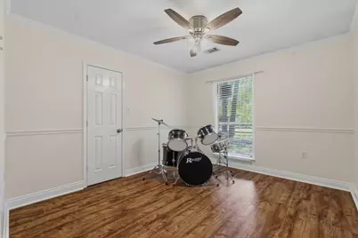 10985 Woods Lane, Cleveland, TX 77328 - Photo 29