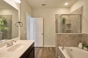 2214 Timberland Country Ct, Conroe, TX 77304 - Photo 35
