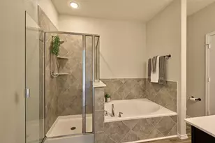 2214 Timberland Country Ct, Conroe, TX 77304 - Photo 33