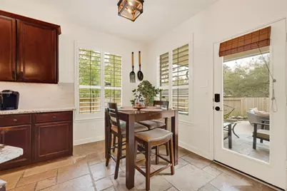 11 Antico Court, The Woodlands, TX 77382 - Photo 9