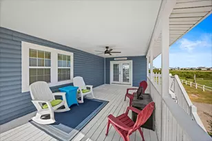 4023 1st St, Galveston, TX 77554 - Photo 17