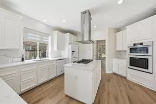 2302 Upland Park Dr, Sugar Land, TX 77479 - Photo 11