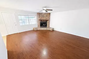 430 Eastwood Dr, Woodbranch, TX 77357 - Photo 3