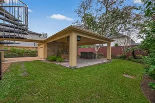 4616 Spruce St, Bellaire, TX 77401 - Photo 39