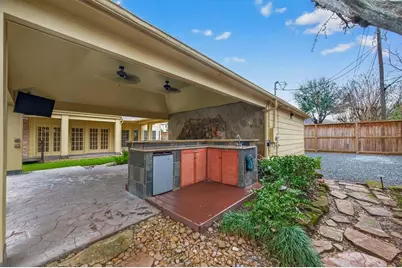 4616 Spruce Street, Bellaire, TX 77401 - Photo 45
