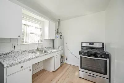 2713 Gregg Street, Houston, TX 77026 - Photo 5