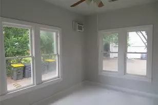 1111 N Thompson St, Conroe, TX 77301 - Photo 7