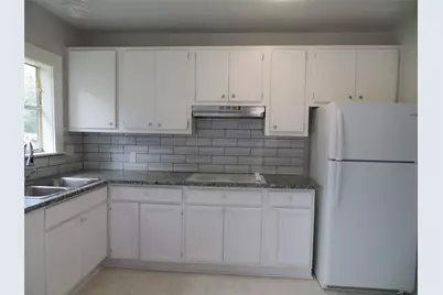 1111 N Thompson Street, Conroe, TX 77301 - Photo 13